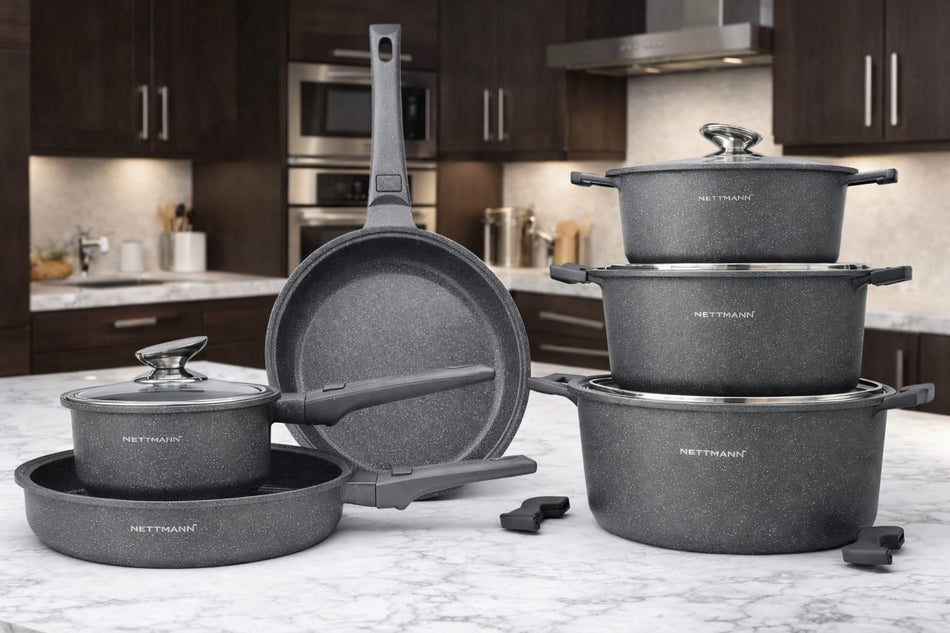 Batterie de Cuisine Induction – Poêles, Marmites & Casseroles en Fonte d’Aluminium – Manches Amovibles – Revêtement Céramique Antiadhésif Sans PFOA/PFAS – Couvercles Verre Tous Feux Gris