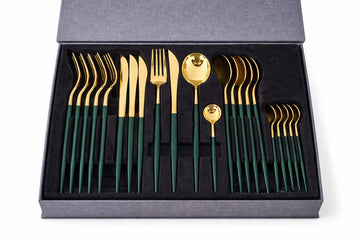 Ménagère / Couvert de table 24 pièces dorée et vert
